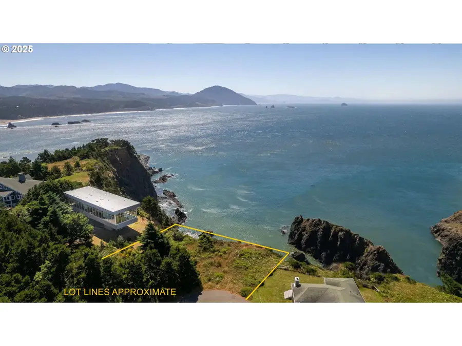 805 King St, Port Orford, OR 97465 - Image #2