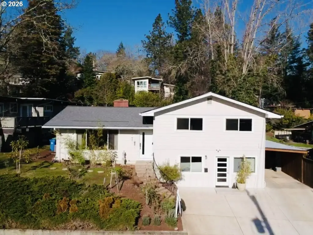 275 E 39th Ave, Eugene, OR 97405 - Image #1