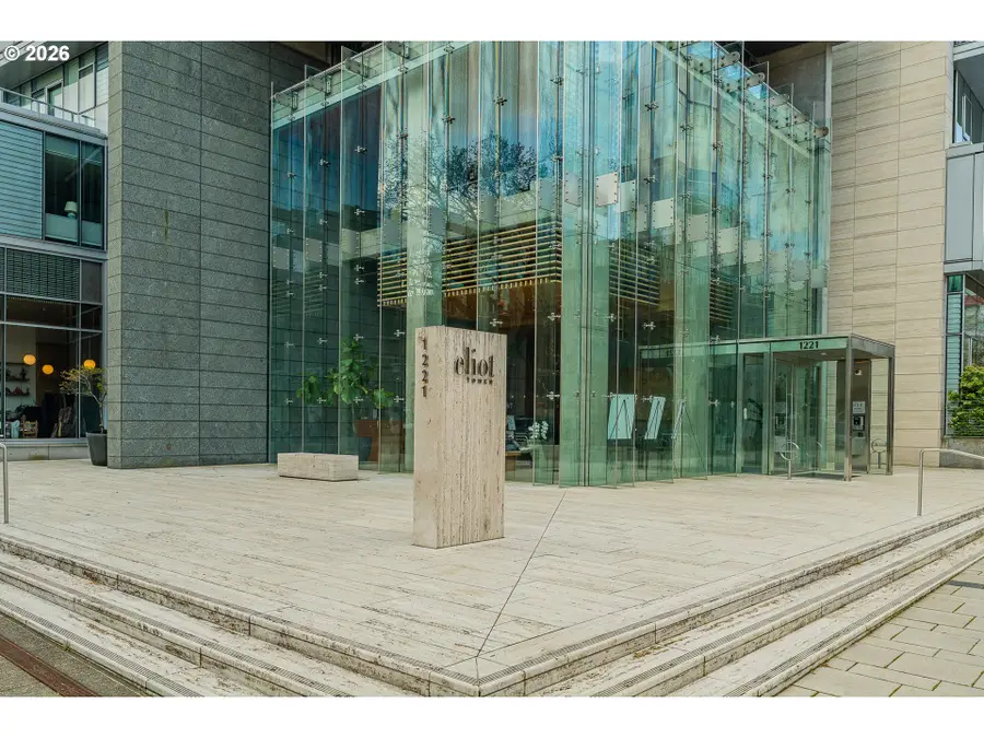 1221 SW 10th Ave #713, Portland, OR 97205 - #3