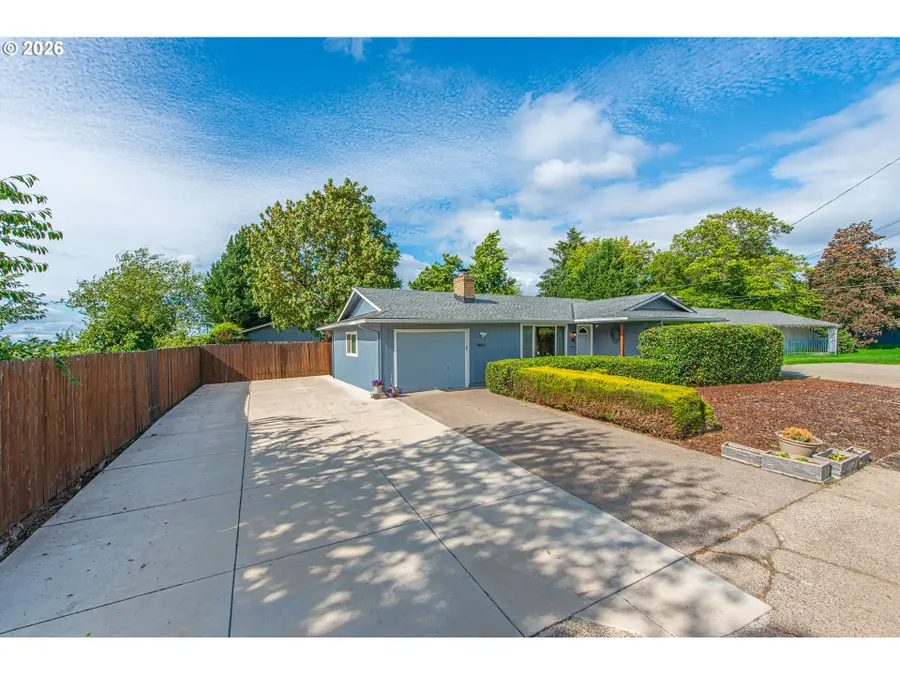 5621 Cody Ave, Eugene, OR 97402 - #3