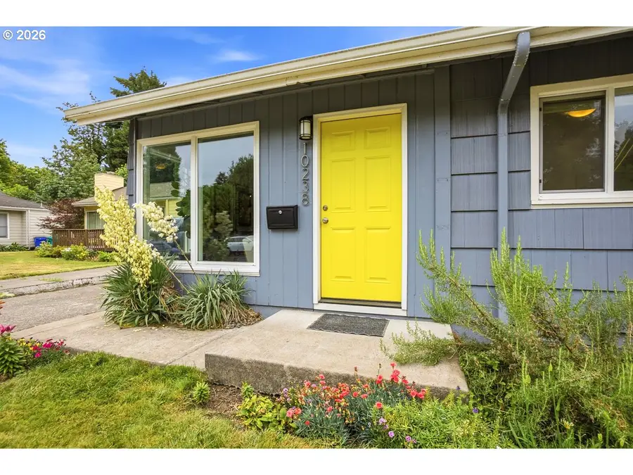 10238 N Central St, Portland, OR 97203 - #2