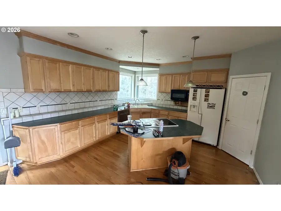 6352 SE Wildlife Estates Dr, Milwaukie, OR 97267 - #3