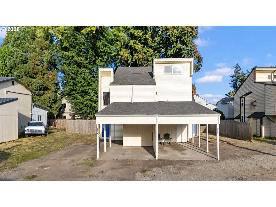 220 SE 28th Ave, Hillsboro, OR 97123 - #2