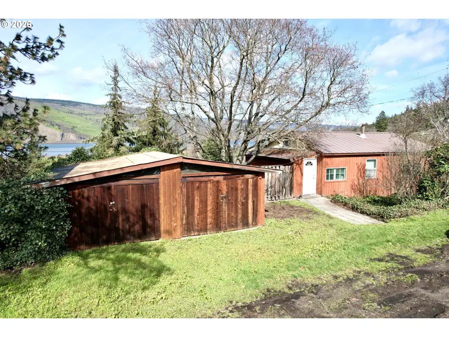 102 Idaho St, Mosier, OR 97040 - #3