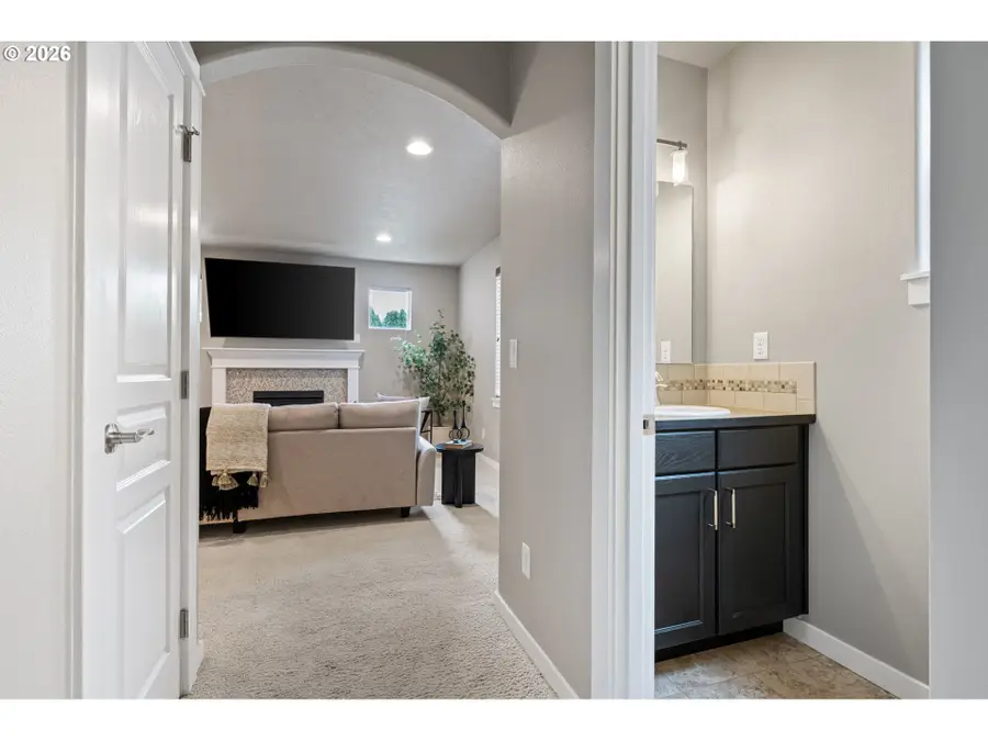 3034 Guadalupe Way, Eugene, OR 97408 - #3