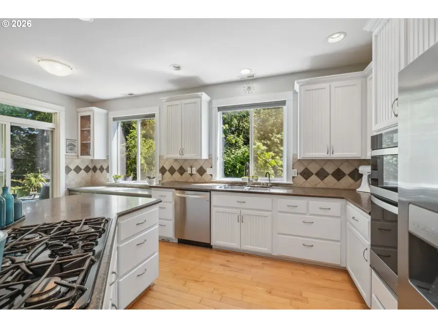 7540 SW Becky Ct, Beaverton, OR 97007 - #3