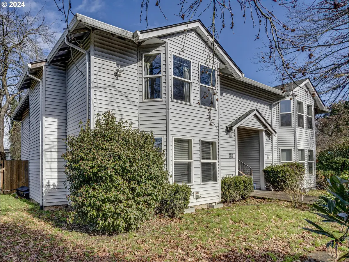 8913 SE Rhone St, Portland, OR 97266 - #1