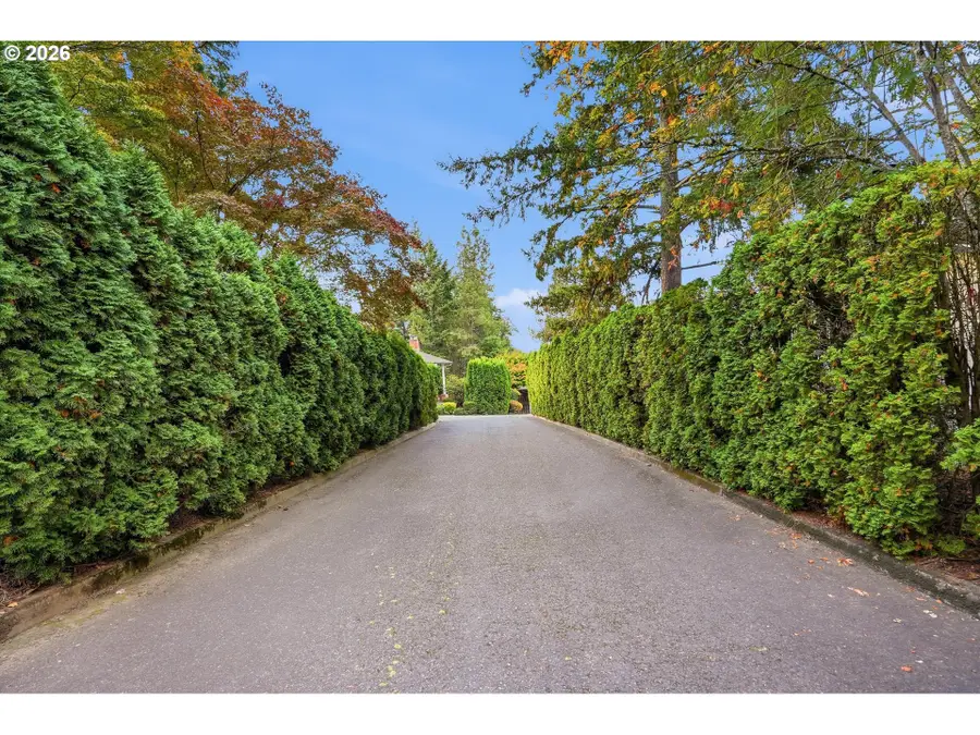 10748 SE 99th Dr, Northwest Clackamas, OR 97086 - #3