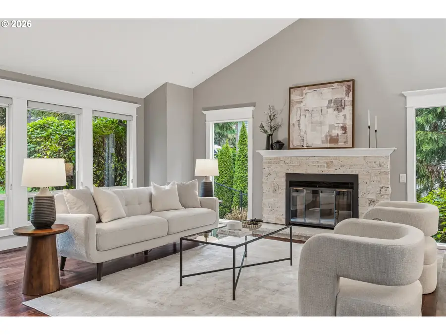 725 Carrera Ln, Lake Oswego, OR 97034 - #2