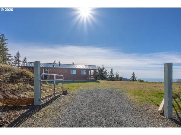 95300 Grassy Knob Rd, Sixes, OR 97476