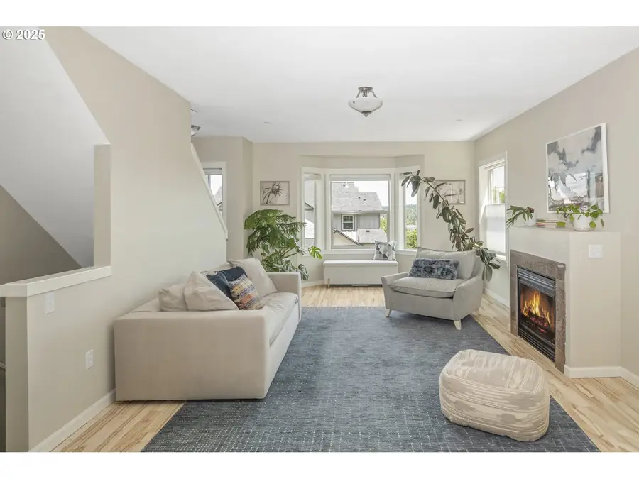 9243 NW Germantown Rd, Portland, OR 97231 - #3