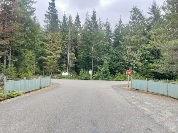 Sandpoint Rd #Lot 11, NorthBend, OR 97459