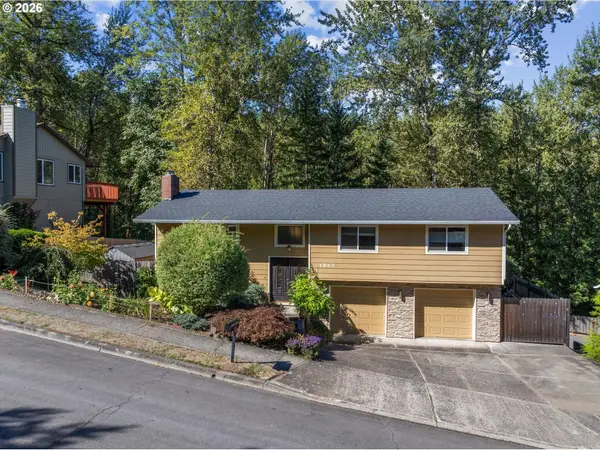 1947 SE Meadow Ct, Gresham, OR 97080