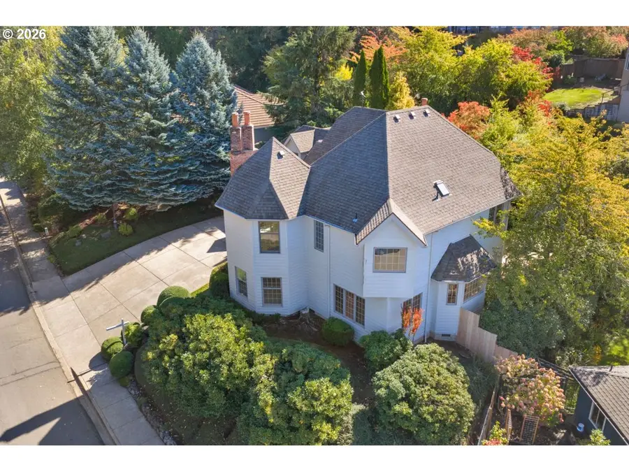 2574 W 28th Ave, Eugene, OR 97405 - #2