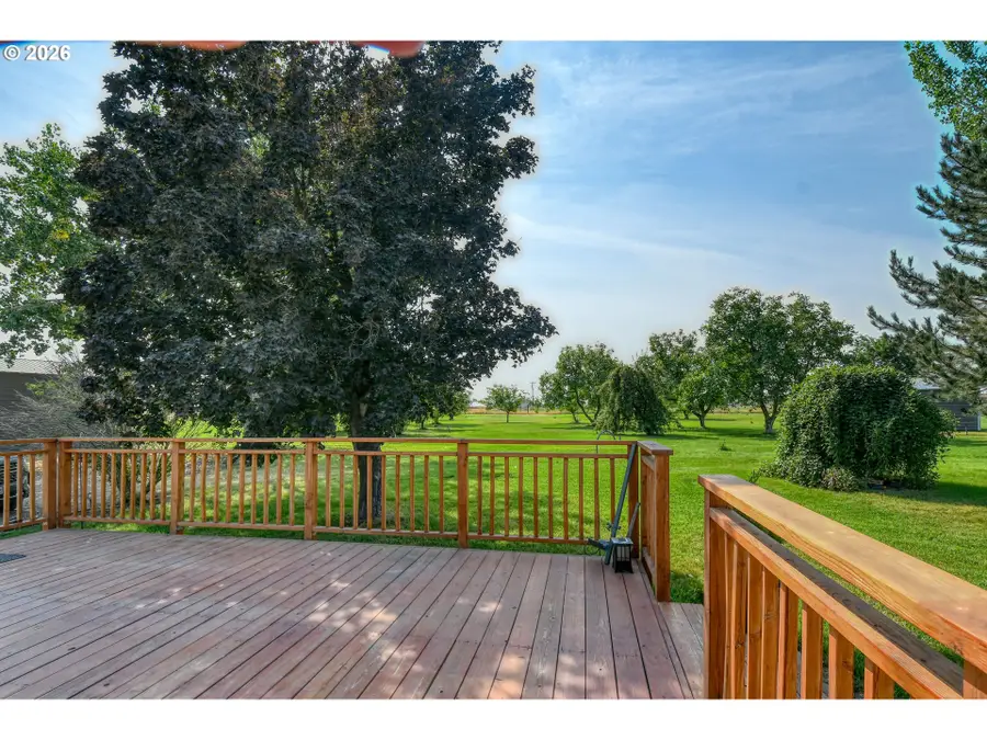 81235 W Eighth Rd, Irrigon, OR 97844 - #3