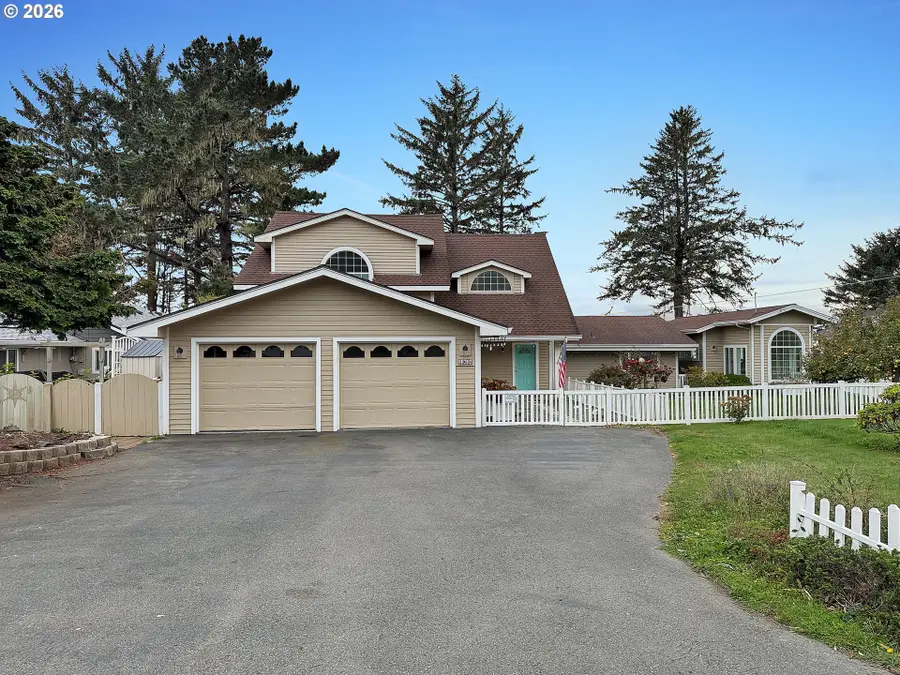 14646 Wollam Rd, Brookings, OR 97415 - #3
