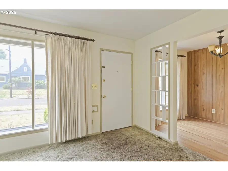 3828 NE 75th Ave, Portland, OR 97213 - #3