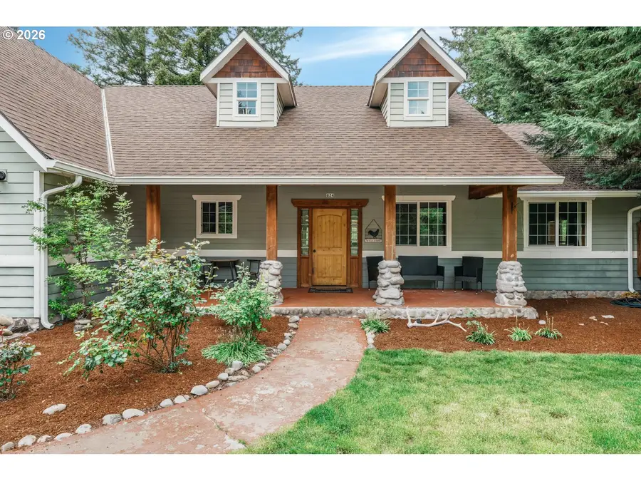 824 W Central Ave, Gates, OR 97346 - #2