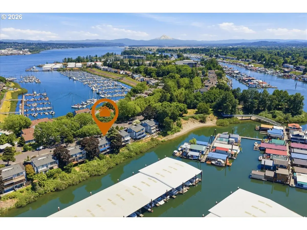 620 N Tomahawk Island Dr, Portland, OR 97217 - #1