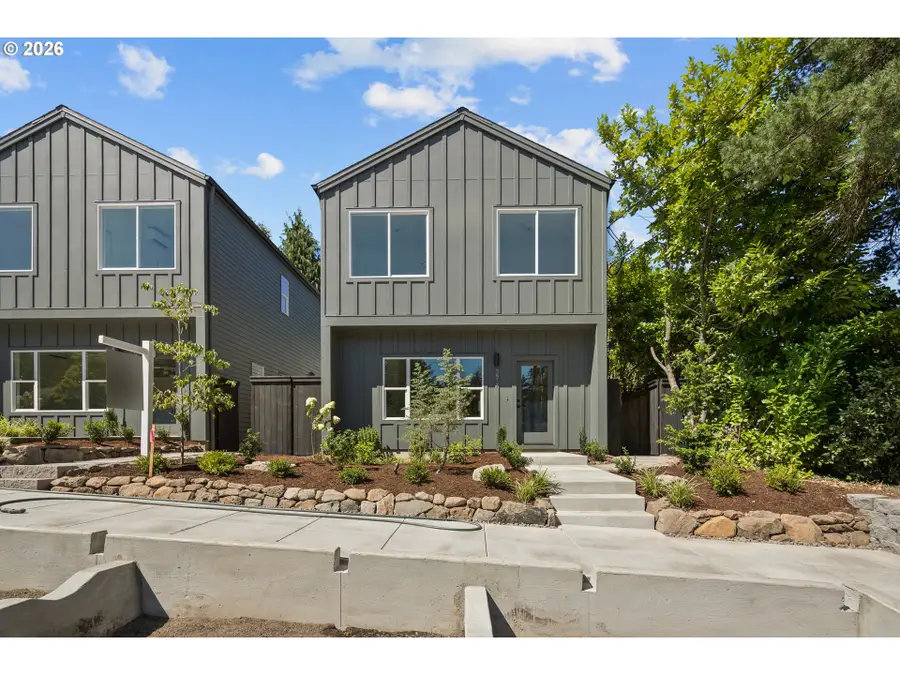 3817 SW Pomona St, Portland, OR 97219 - #2