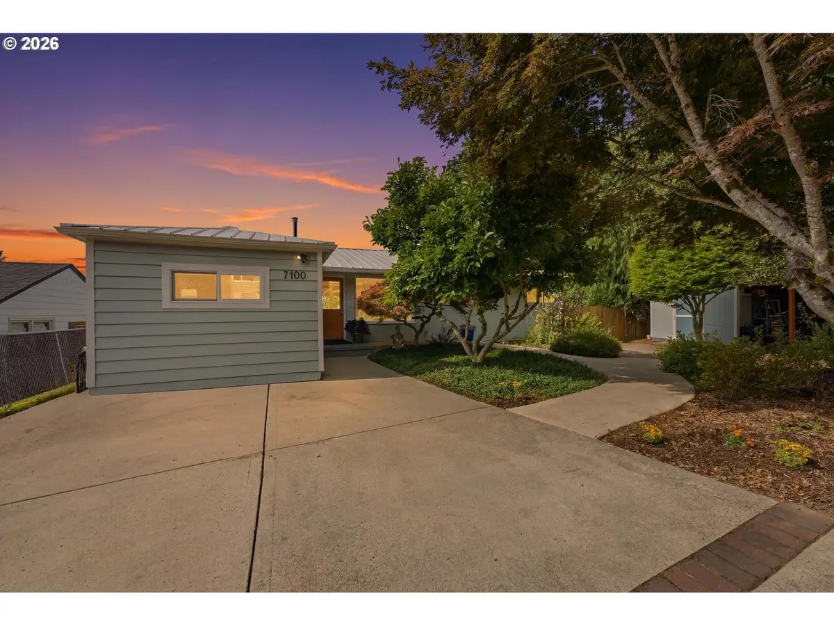 7100 SE Harrison Ct, Portland, OR 97215 - #1