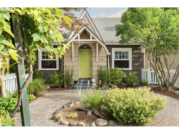 1553 E 2nd St, Newberg, OR 97132