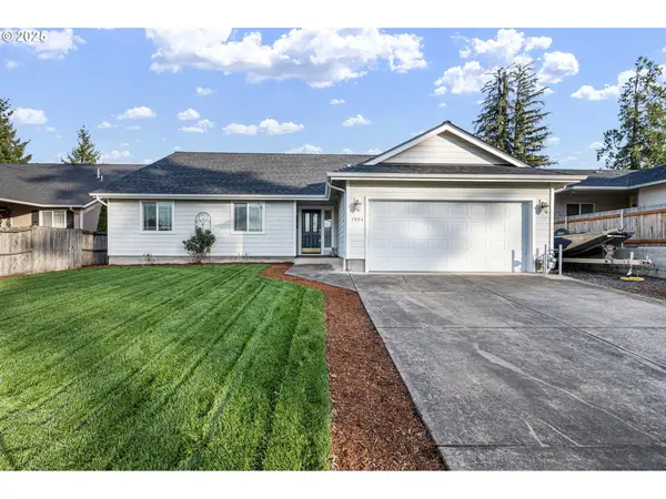 1904 S 6th St, CottageGrove, OR 97424