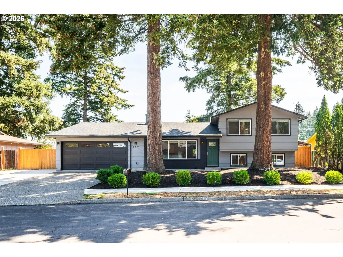 712 NE 195th Ave, Portland, OR 97230 - #1