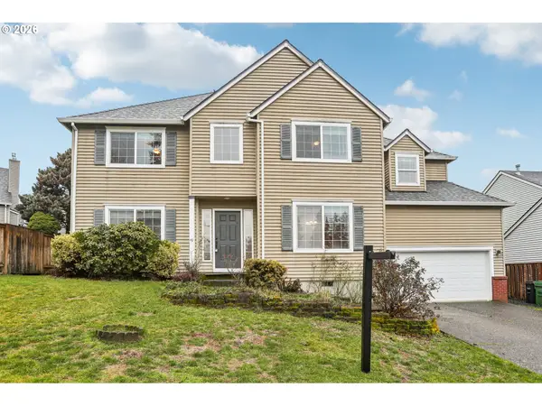 58728 Parkwood Dr, StHelens, OR 97051