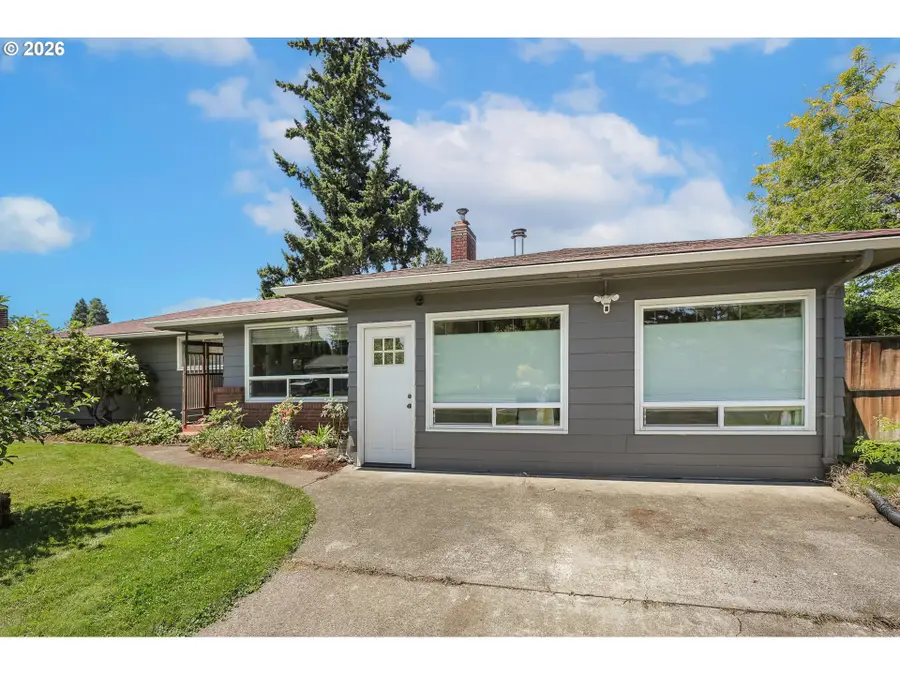 1720 Grove St, Eugene, OR 97404 - #2
