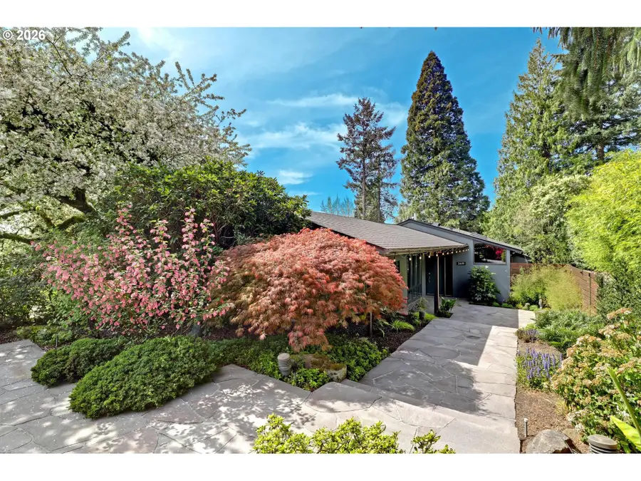 3619 SW 50th Ave, Portland, OR 97221 - #3