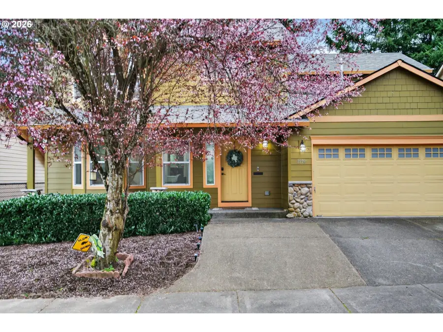 3226 NE 165th Ln, Portland, OR 97230 - #3