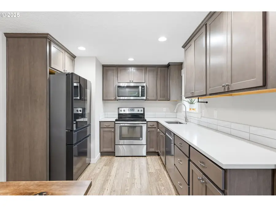 14638 SW May Ct, Sherwood, OR 97140 - Image #3