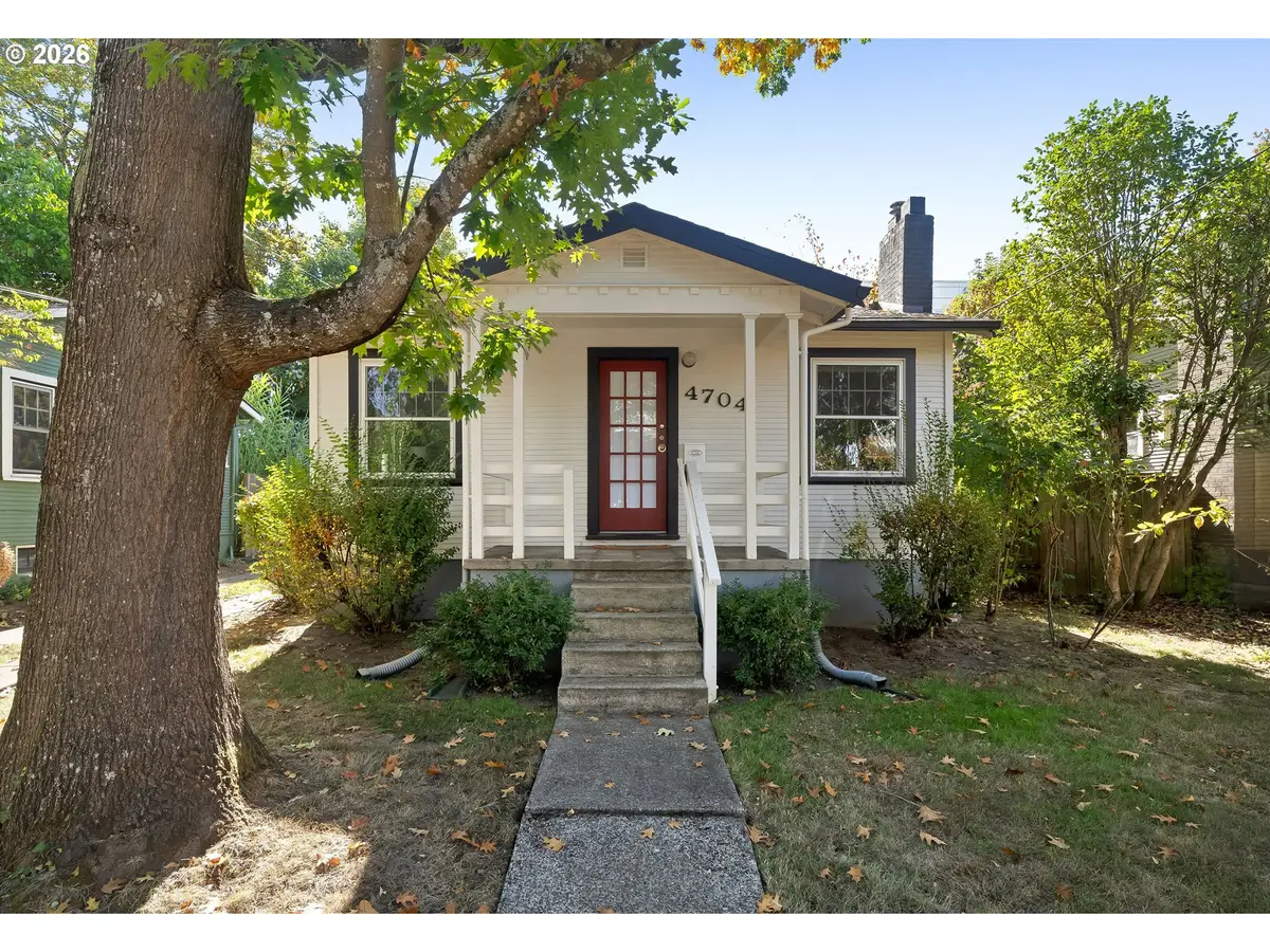 4704 SE Madison St, Portland, OR 97215 - #1