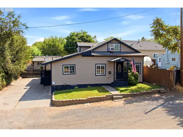 1008 J St, TheDalles, OR 97058