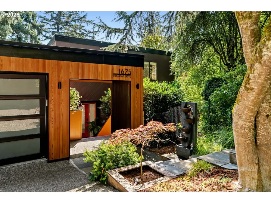 1675 Fircrest Dr, Eugene, OR 97403 - #2