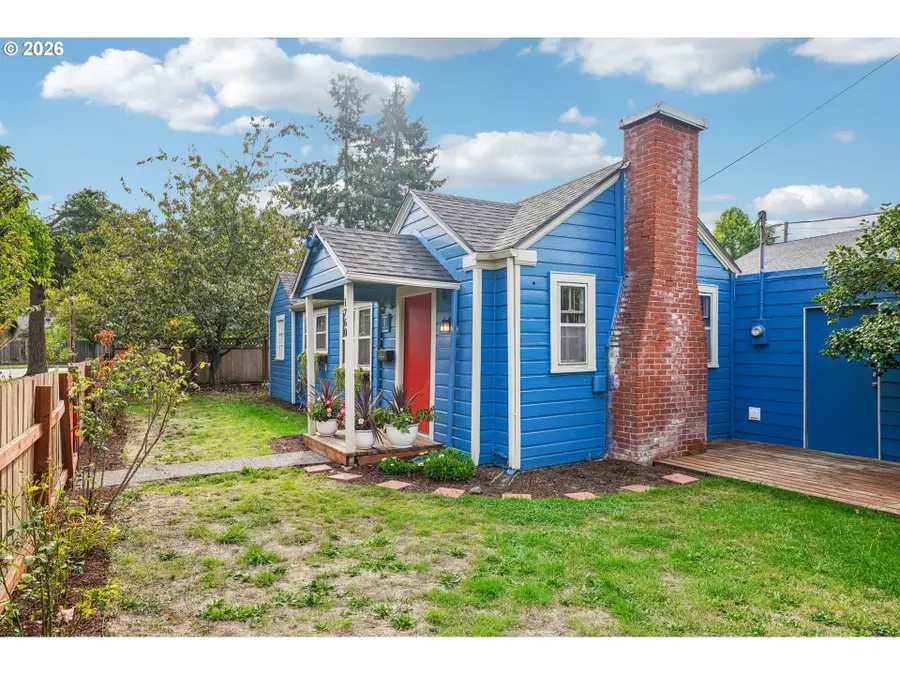1760 C St, Salem, OR 97301 - #3