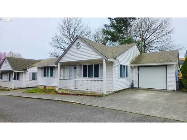 15310 SE Stark St, Portland, OR 97233