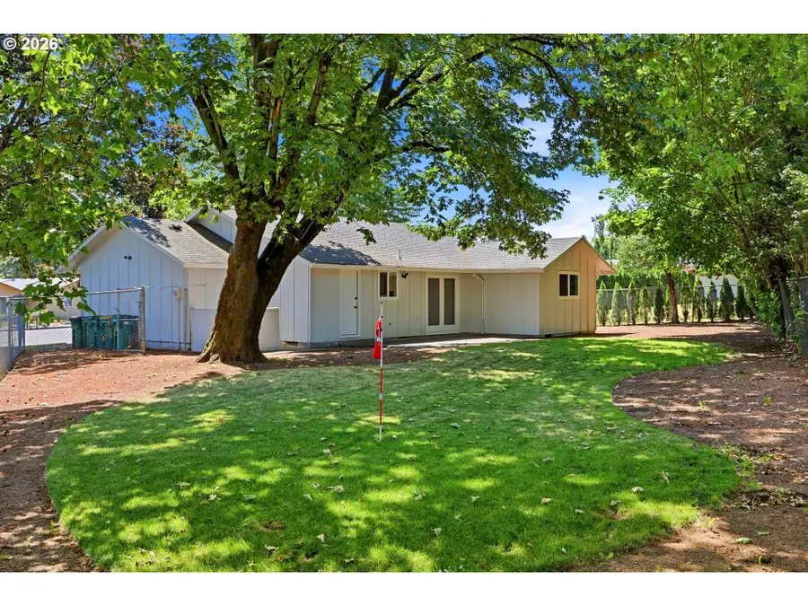 1133 SE Harlow Pl, Troutdale, OR 97060 - #2