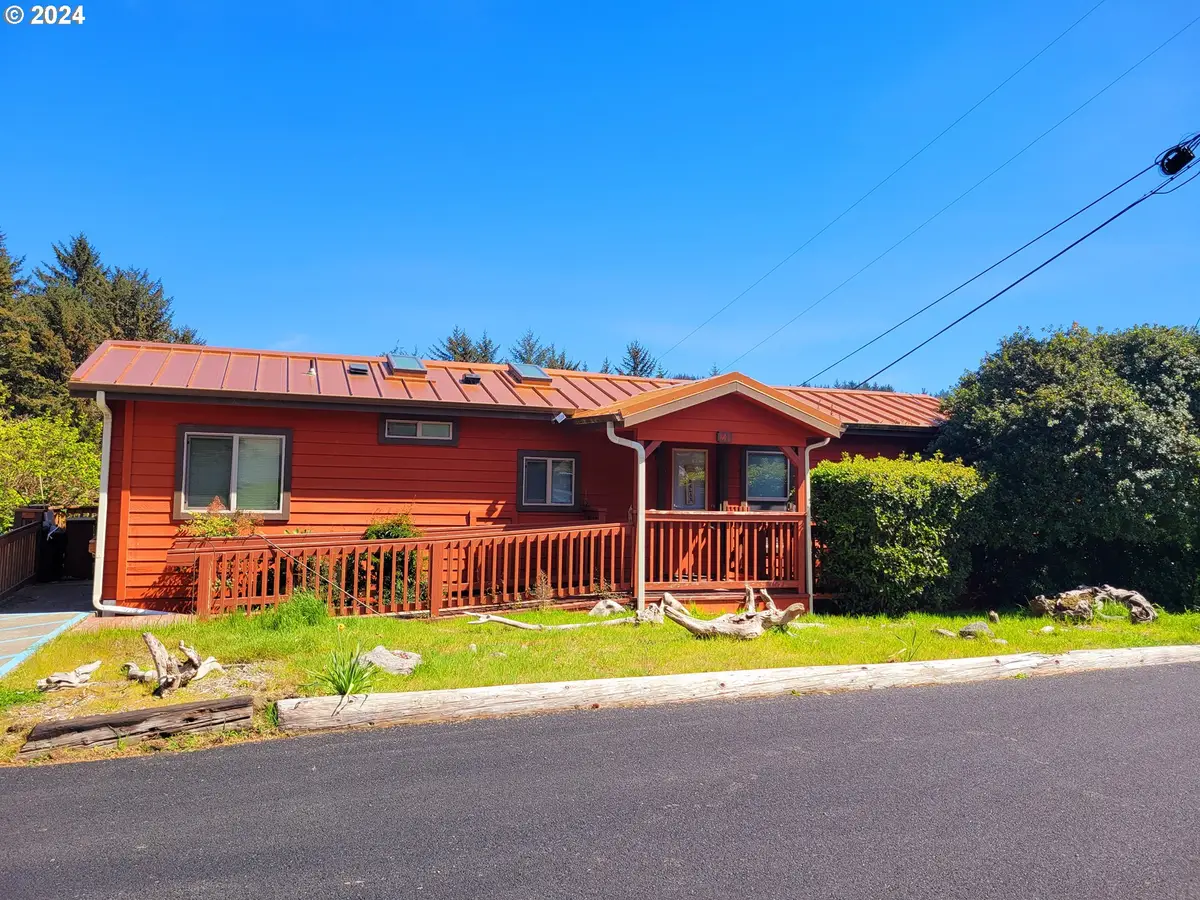 19921 Whaleshead Rd #M1, Brookings, OR 97415 - #1