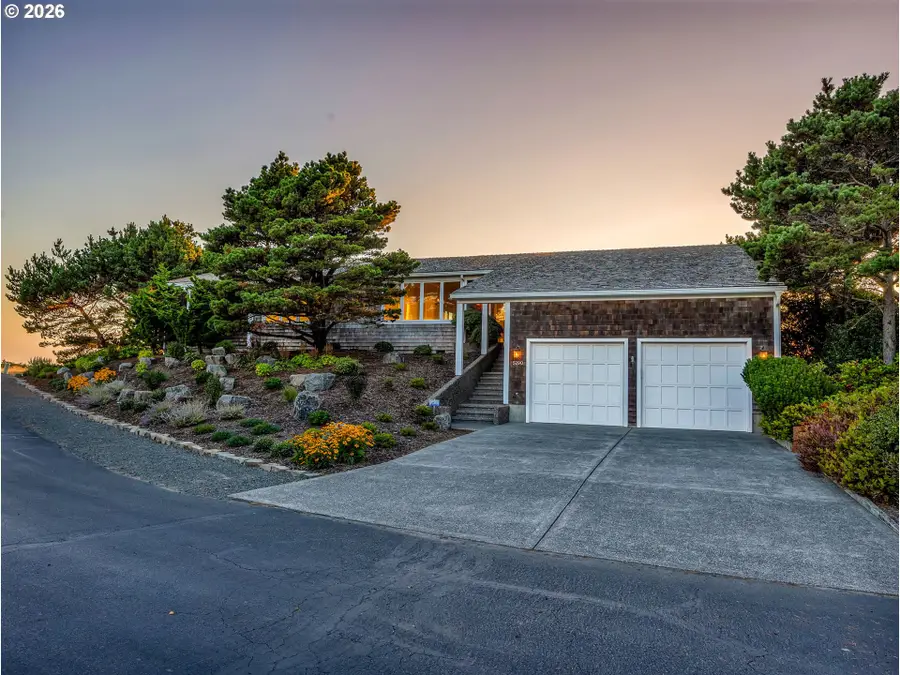 5190 N Fairway Ave, Gearhart, OR 97138 - #3