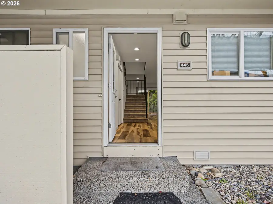 445 N Hayden Bay Dr, Portland, OR 97217 - #3