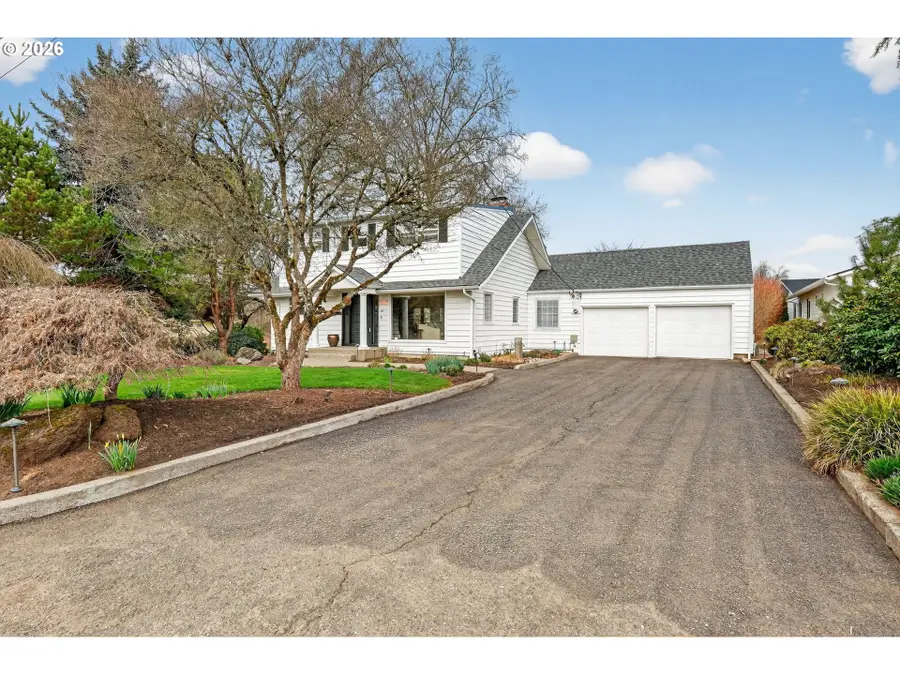 1195 NW Garibaldi St, Hillsboro, OR 97124 - #3