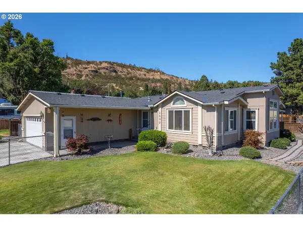 1009 Honey Do St, TheDalles, OR 97058