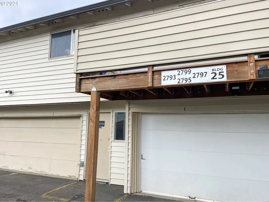 2797 NE Rene Ave, Gresham, OR 97030 - #3