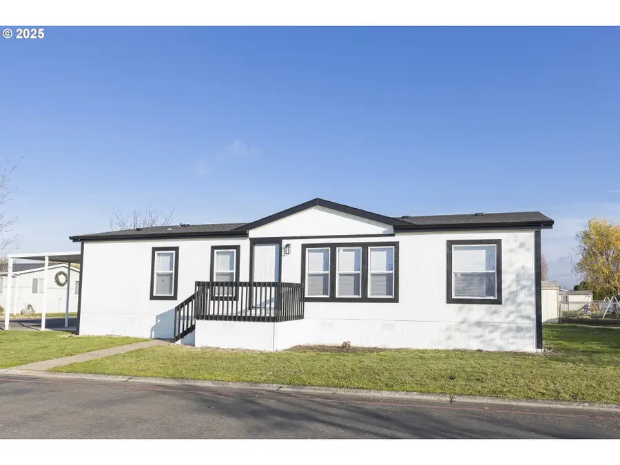 911 York St #82, Aumsville, OR 97325 - Image #3