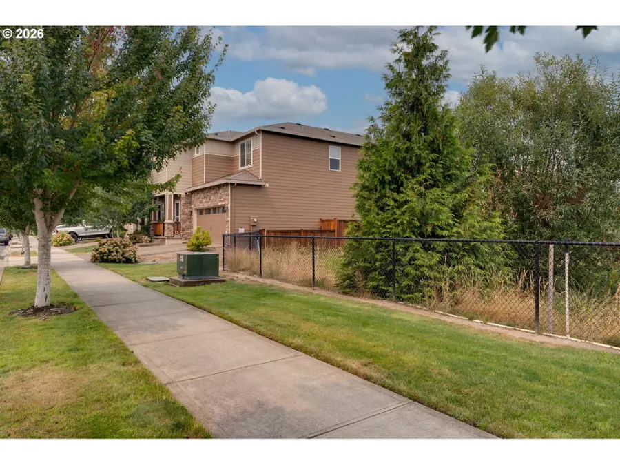 1961 NW 21st St, McMinnville, OR 97128 - #3