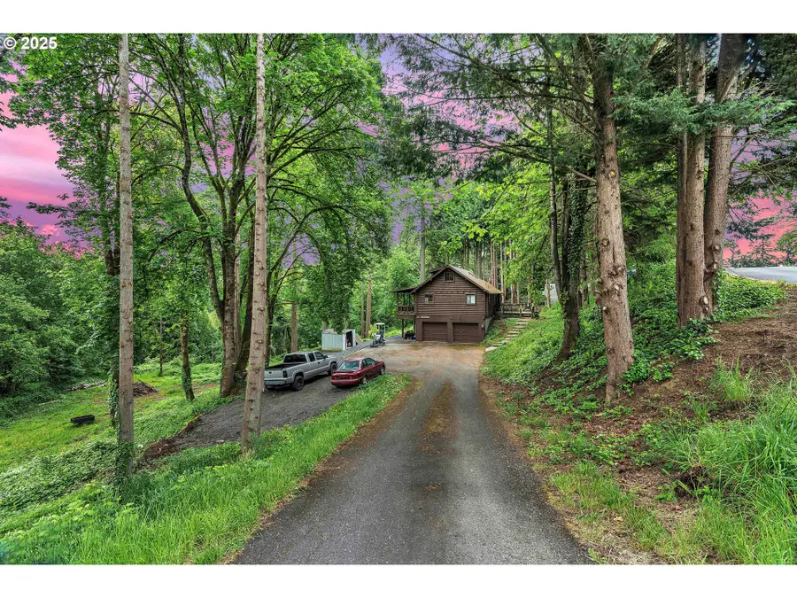 214 Inglewood Dr, Longview, WA 98632 - Image #2