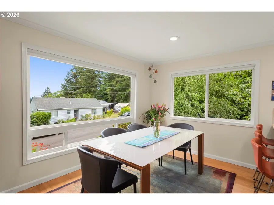 10525 SW 42nd Ave, Portland, OR 97219 - #2