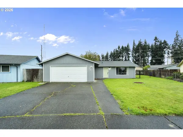 7 Olive Ct, Longview, WA 98632